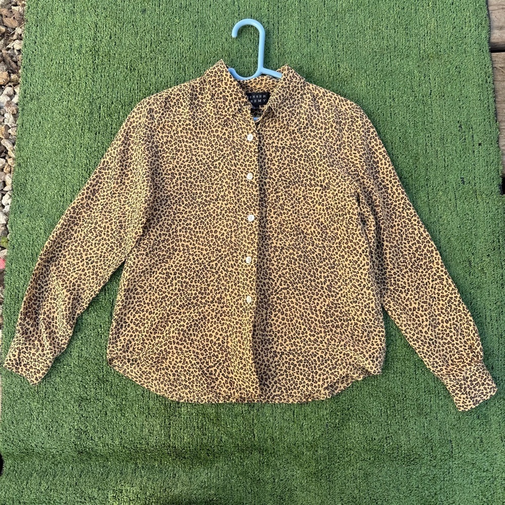 Spencer Jeremy 100% Silk Leopard Print Button Down Blouse Size 6